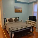 New Cozy 1 Bedroom