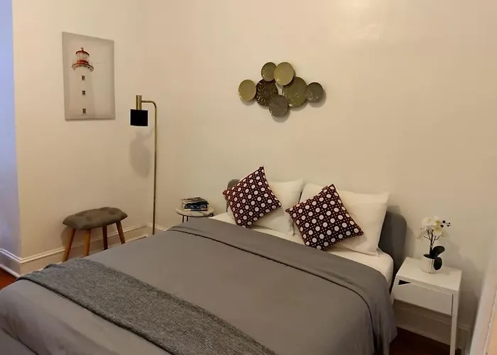 New Cozy 1 Bedroom